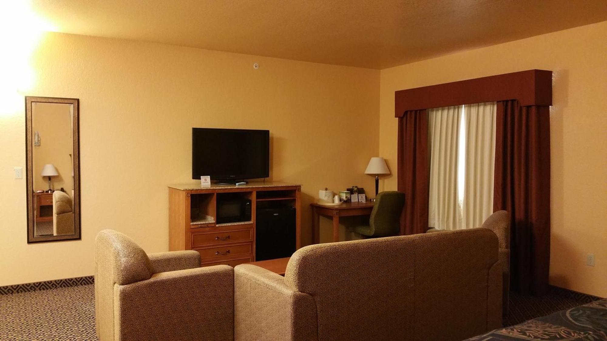Hiway Inn Express Of Broken Bow Kamer foto