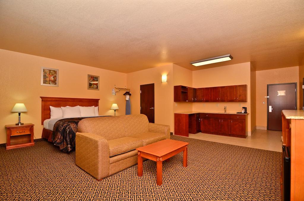 Hiway Inn Express Of Broken Bow Kamer foto